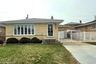 8517 W Carmen Ave, Chicago, IL 60656 - Photo 1
