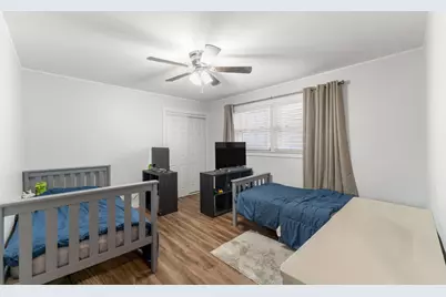 3819 W 83rd Place, Chicago, IL 60652 - Photo 11