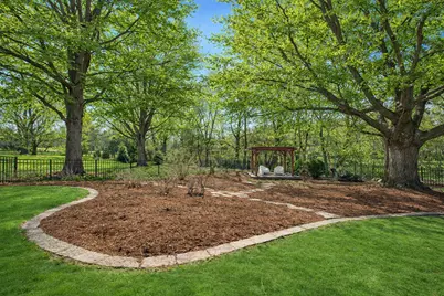 219 Parkview Drive, Bloomington, IL 61701 - Photo 101