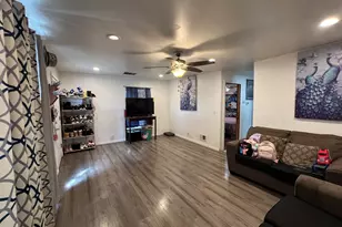 2050 W 52nd St, Chicago, IL 60609 - Photo 3