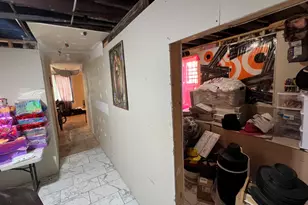 2050 W 52nd St, Chicago, IL 60609 - Photo 17