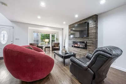 5877 N Central Avenue, Chicago, IL 60646 - Photo 7