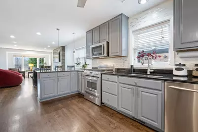 5877 N Central Avenue, Chicago, IL 60646 - Photo 9