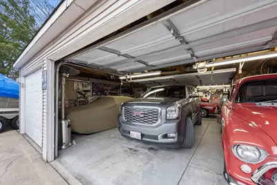 5877 N Central Avenue, Chicago, IL 60646 - Photo 33