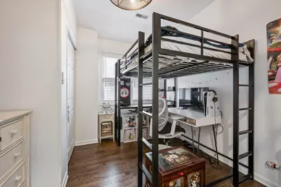 5877 N Central Avenue, Chicago, IL 60646 - Photo 15