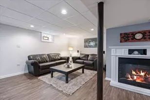 5877 N Central Ave, Chicago, IL 60646 - Photo 23