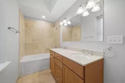 5884 N Ridge Avenue #2, Chicago, IL 60660 - Photo 13