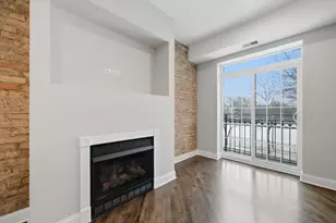 5884 N Ridge Ave, Chicago, IL 60660 - Photo 7