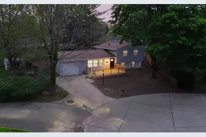 2303 Brookhaven Drive, Champaign, IL 61821 - Photo 3
