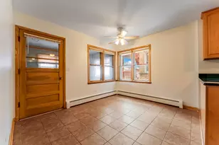 4936 N Marmora Ave, Chicago, IL 60630 - Photo 9