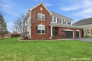 2275 Walnut Glen Blvd, Island Lake, IL 60042 - Photo 1