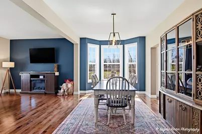 2275 Walnut Glen Boulevard, Island Lake, IL 60042 - Photo 7