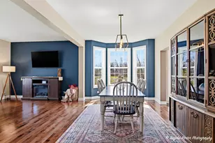 2275 Walnut Glen Blvd, Island Lake, IL 60042 - Photo 7