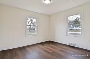 2207 Emmaus Ave, Zion, IL 60099 - Photo 11