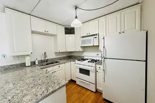 5S070 Pebblewood Ln, Naperville, IL 60563 - Photo 3