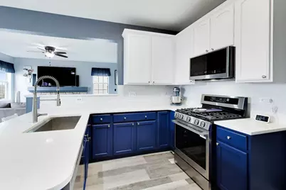 2775 Liberty Lakes Boulevard, Wauconda, IL 60084 - Photo 15