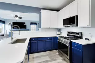 2775 Liberty Lakes Blvd, Wauconda, IL 60084 - Photo 15