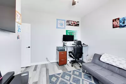 2775 Liberty Lakes Boulevard, Wauconda, IL 60084 - Photo 19