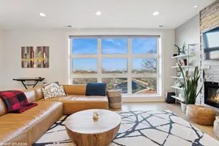 1209 E 46th St, Chicago, IL 60653 - Photo 3