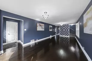 7145 S Richmond St, Chicago, IL 60629 - Photo 5