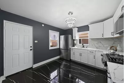 7145 S Richmond Street, Chicago, IL 60629 - Photo 9