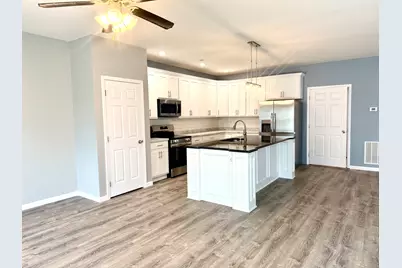 1104 N Midway Court, Marion, IL 62959 - Photo 3