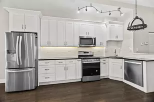 2247 W Monroe St, Chicago, IL 60612 - Photo 9