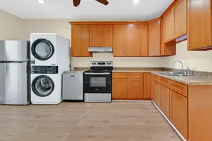 3056 N Drake Ave, Chicago, IL 60618 - Photo 9