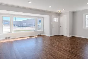 112 Dawn Ave, Rockford, IL 61107 - Photo 7