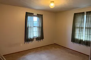 206 S 1st St, Pinckneyville, IL 62274 - Photo 9