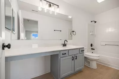 1428 Meadowsedge Lane, Carpentersville, IL 60110 - Photo 13