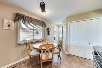 1242 N Linden Avenue, Palatine, IL 60074 - Photo 17
