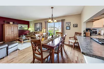 1242 N Linden Avenue, Palatine, IL 60074 - Photo 7