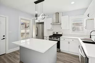 7521 S Parnell Ave, Chicago, IL 60620 - Photo 3