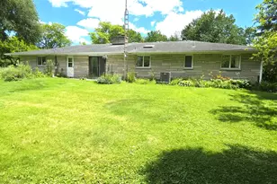 111 Olympia St, Joliet, IL 60435 - Photo 5