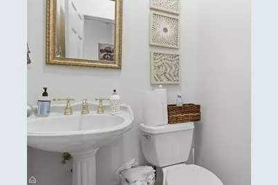 1337 W Barry Avenue, Chicago, IL 60657 - Photo 27