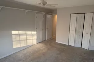 428 Country Ln Ct, Wauconda, IL 60084 - Photo 13