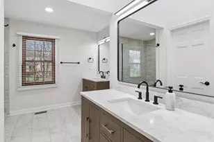 2238 Allegany Dr, Naperville, IL 60565 - Photo 15