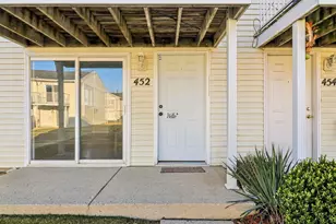 452 Meadow Green Ln, Round Lake Beach, IL 60073 - Photo 25