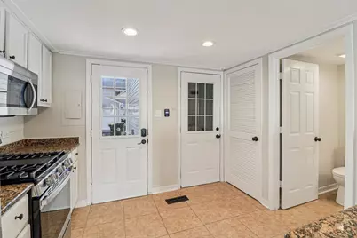 452 Meadow Green Lane, Round Lake Beach, IL 60073 - Photo 7