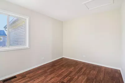 452 Meadow Green Lane, Round Lake Beach, IL 60073 - Photo 17