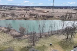 601 W Kristina Ln, Round Lake, IL 60073 - Photo 21