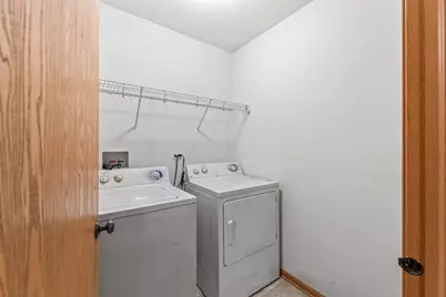 601 W Kristina Lane, Round Lake, IL 60073 - Photo 17