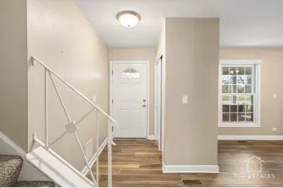 924 Thornton Lane, Buffalo Grove, IL 60089 - Photo 3