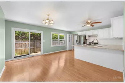 111 E Magnolia Street, Arlington Heights, IL 60005 - Photo 5