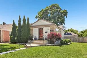 2104 Portsmouth Ave, Westchester, IL 60154 - Photo 1