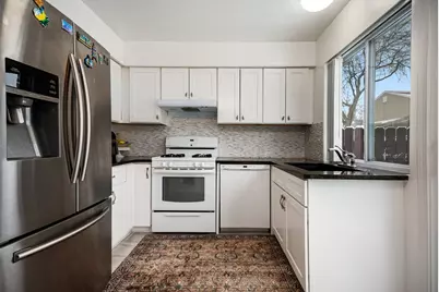 1921 Williamsburg Drive, Hoffman Estates, IL 60169 - Photo 7