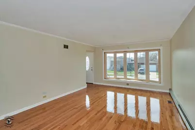1060 Lucas Street, Calumet City, IL 60409 - Photo 3