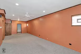 1060 Lucas St, Calumet City, IL 60409 - Photo 17