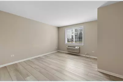 1009 Silverstone Drive #1009, Carpentersville, IL 60110 - Photo 11